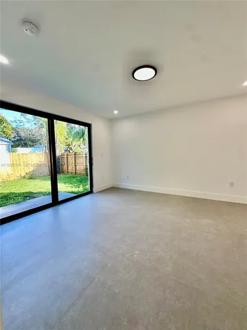 $1,495,000 | 6421 Southwest 59th Avenue, South Miami, FL 33143