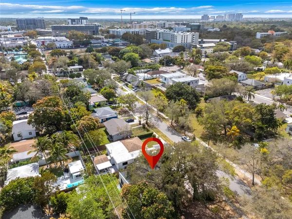 $1,350,000 | 6421 Southwest 59th Avenue, South Miami, FL 33143