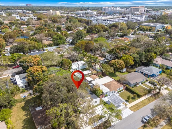 $1,350,000 | 6421 Southwest 59th Avenue, South Miami, FL 33143