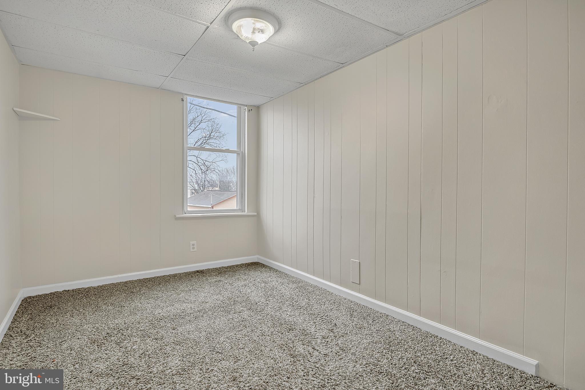 440 Market Street New Cumberland, PA 17070 - Photo 7 of 10 an empty room with windows
