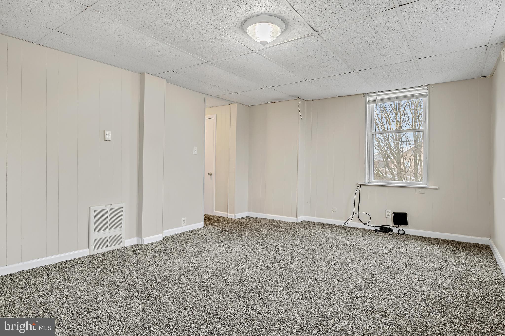 440 Market Street New Cumberland, PA 17070 - Photo 8 of 10 an empty room with windows