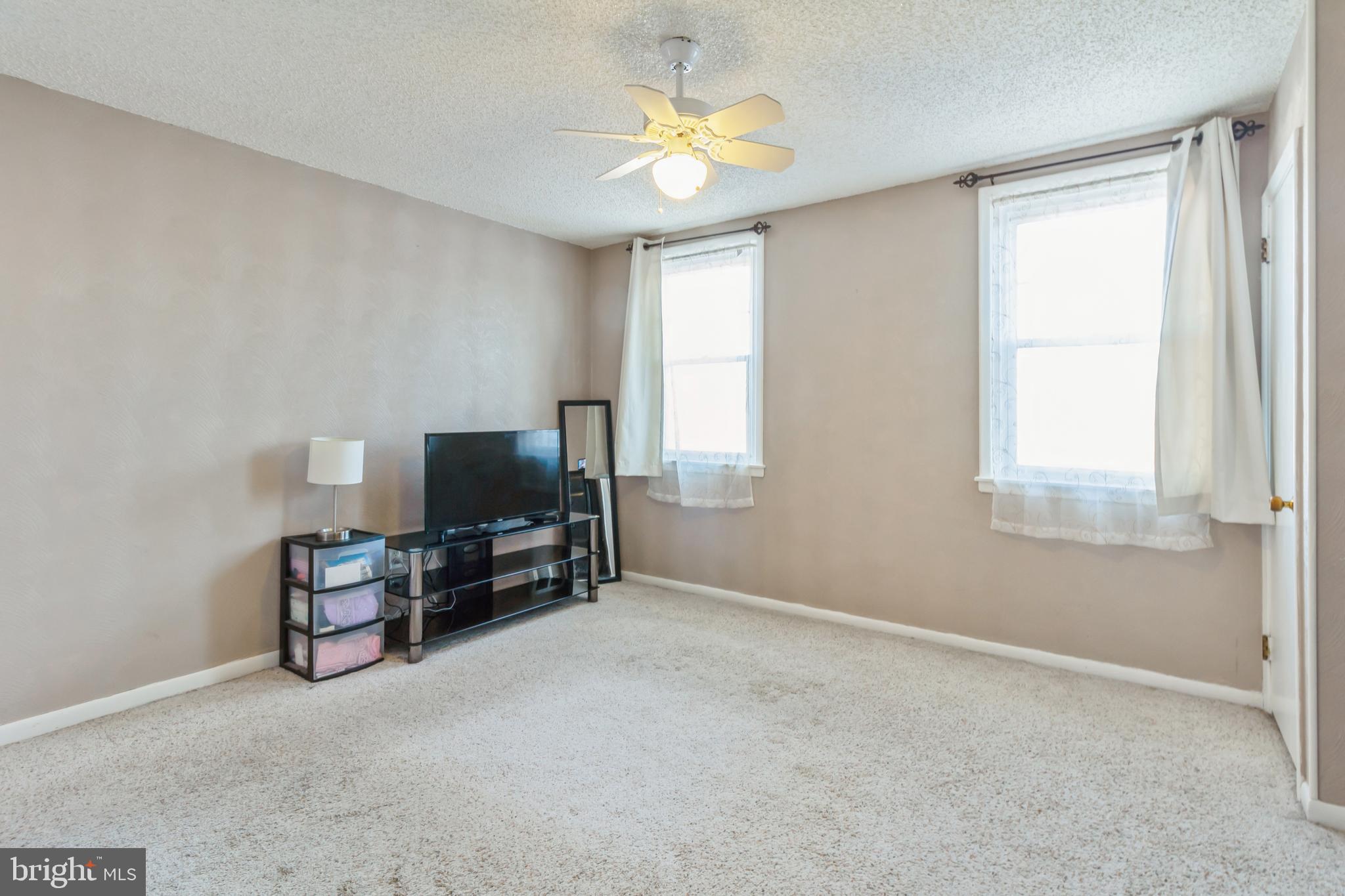 712 Ripley Street Philadelphia, PA 19111 - Photo 12 of 25 Gallery Image 12