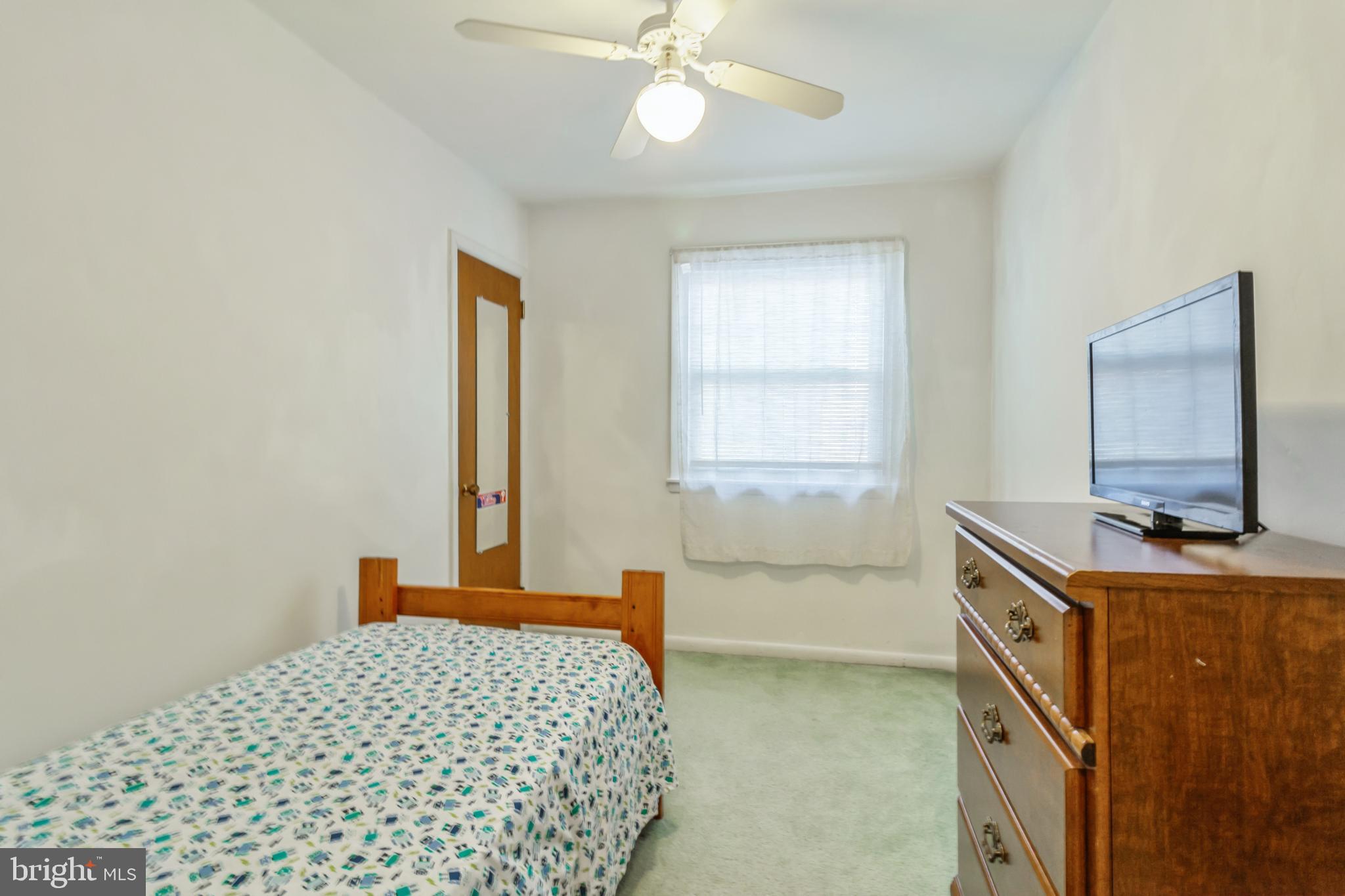 712 Ripley Street Philadelphia, PA 19111 - Photo 16 of 25 Gallery Image 16