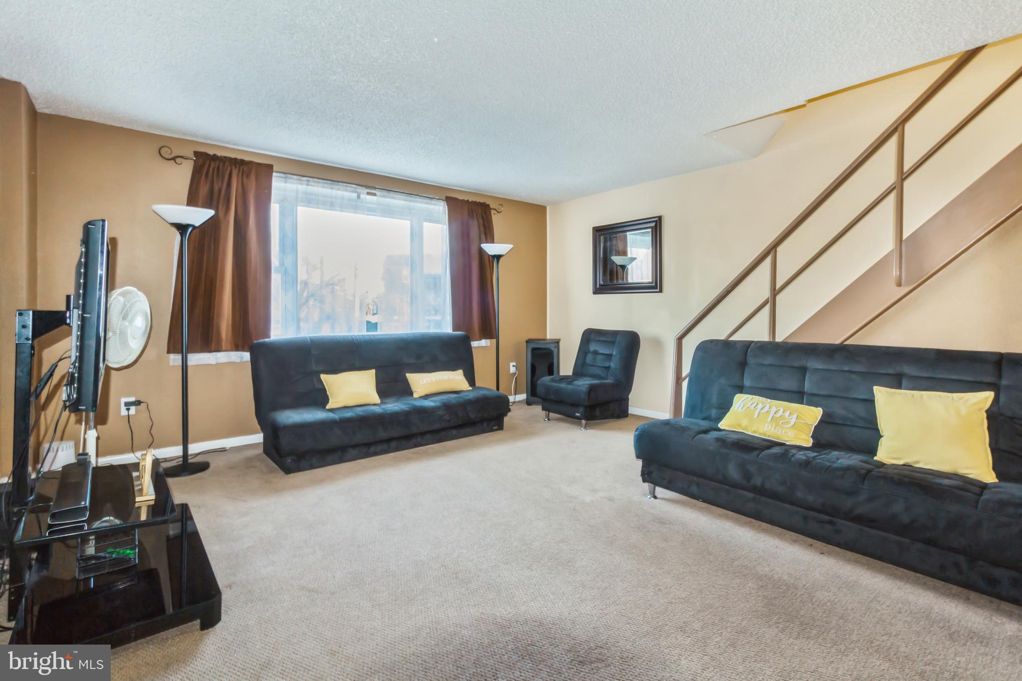 712 Ripley Street Philadelphia, PA 19111 - Photo 3 of 25 Gallery Image 3