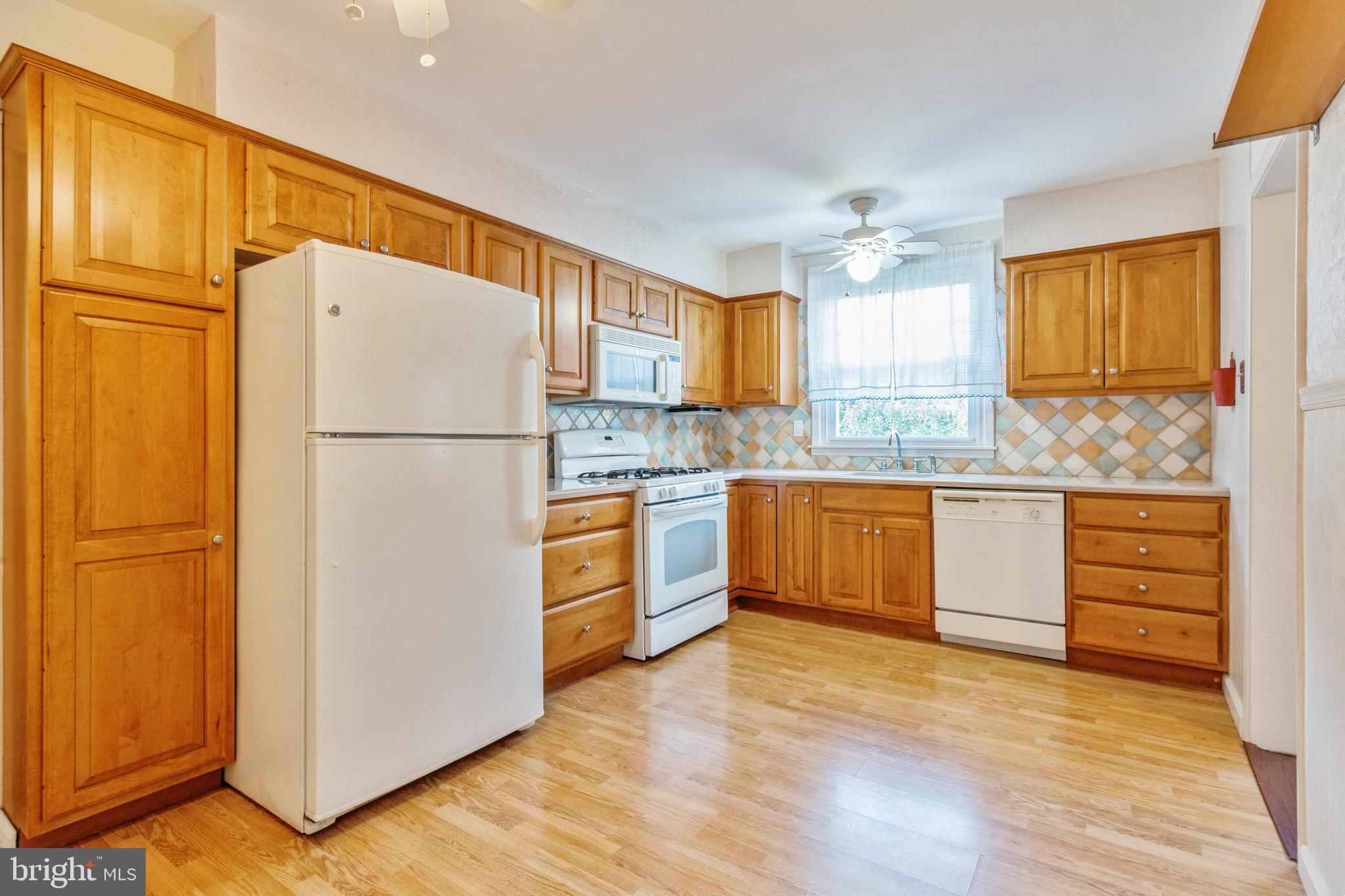 712 Ripley Street Philadelphia, PA 19111 - Photo 8 of 25 Gallery Image 8