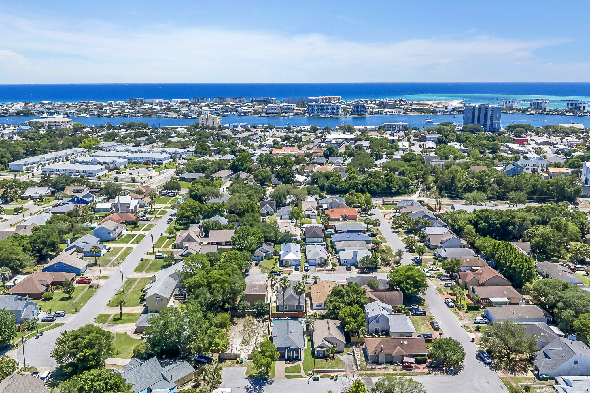 25 Rue D Etretat Destin, FL 32541 - Photo 28 of 34 DJI_20260515133958_0270_D