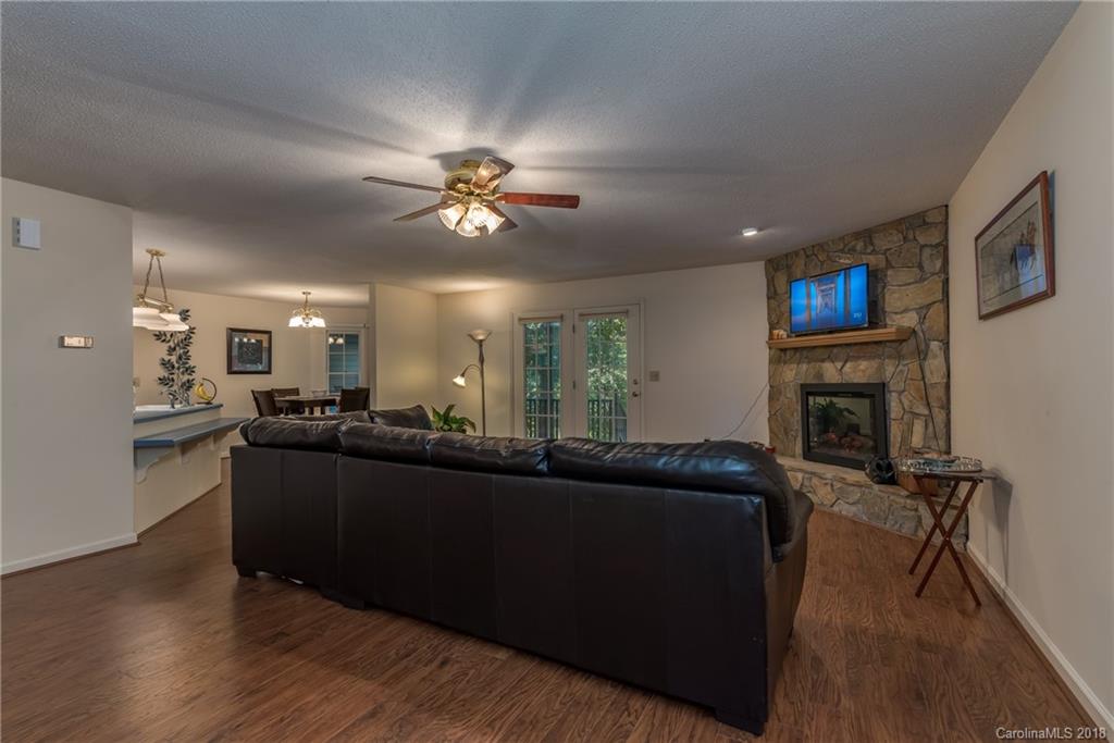 406 General Griffith Circle Rutherfordton, NC 28139 - Photo 5 of 32