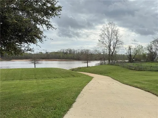 $6,500 | 2000 Industrial Site Road, Boyce, LA 71409