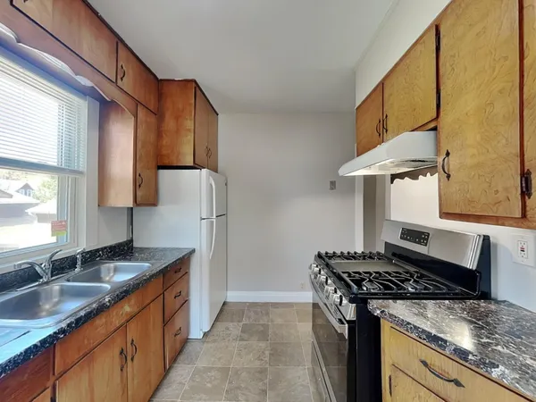 $1,845 | 3820 Jackson Street Northeast, Columbia Heights, MN 55421