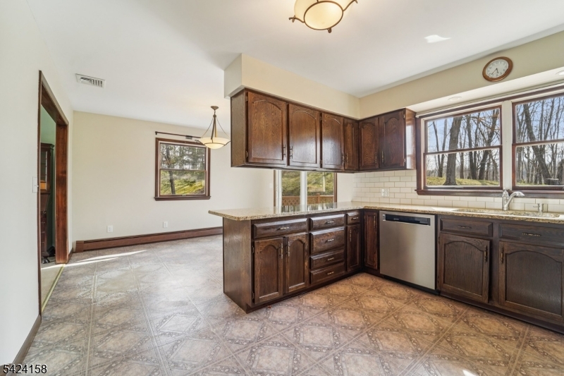 14 Scott Road Franklin, NJ 07416 - Photo 16 of 46