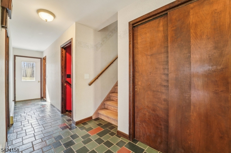 14 Scott Road Franklin, NJ 07416 - Photo 9 of 46