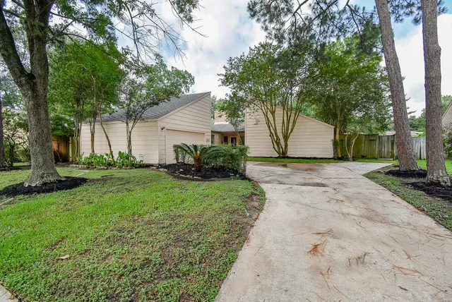 $299,950 | 1010 Rock Canyon Drive, Katy, TX 77450