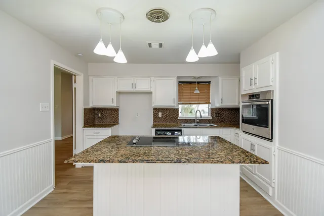 $299,950 | 1010 Rock Canyon Drive, Katy, TX 77450