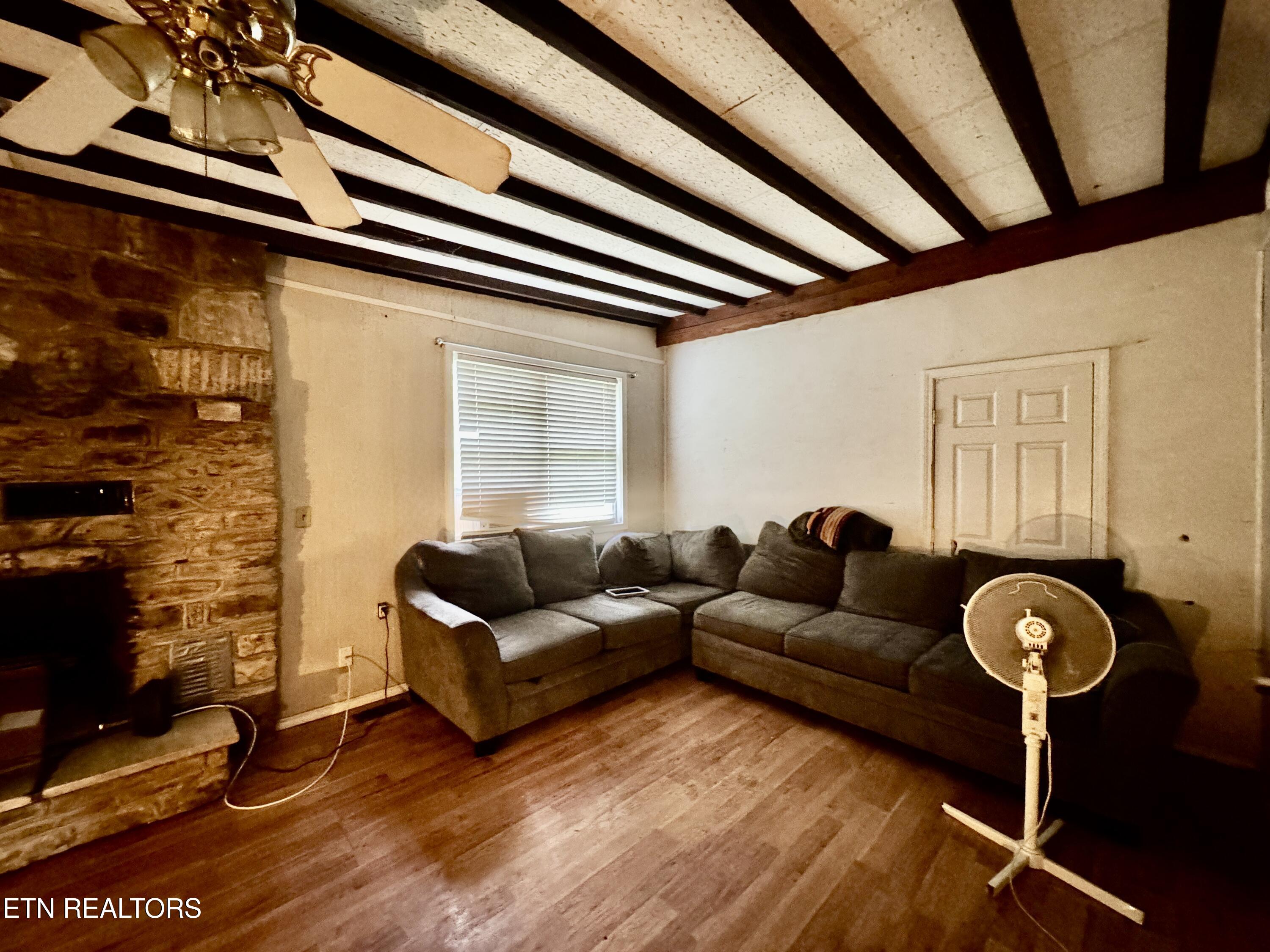 1717 West Raccoon Valley Drive Heiskell, TN 37754 - Photo 35 of 44 1-35