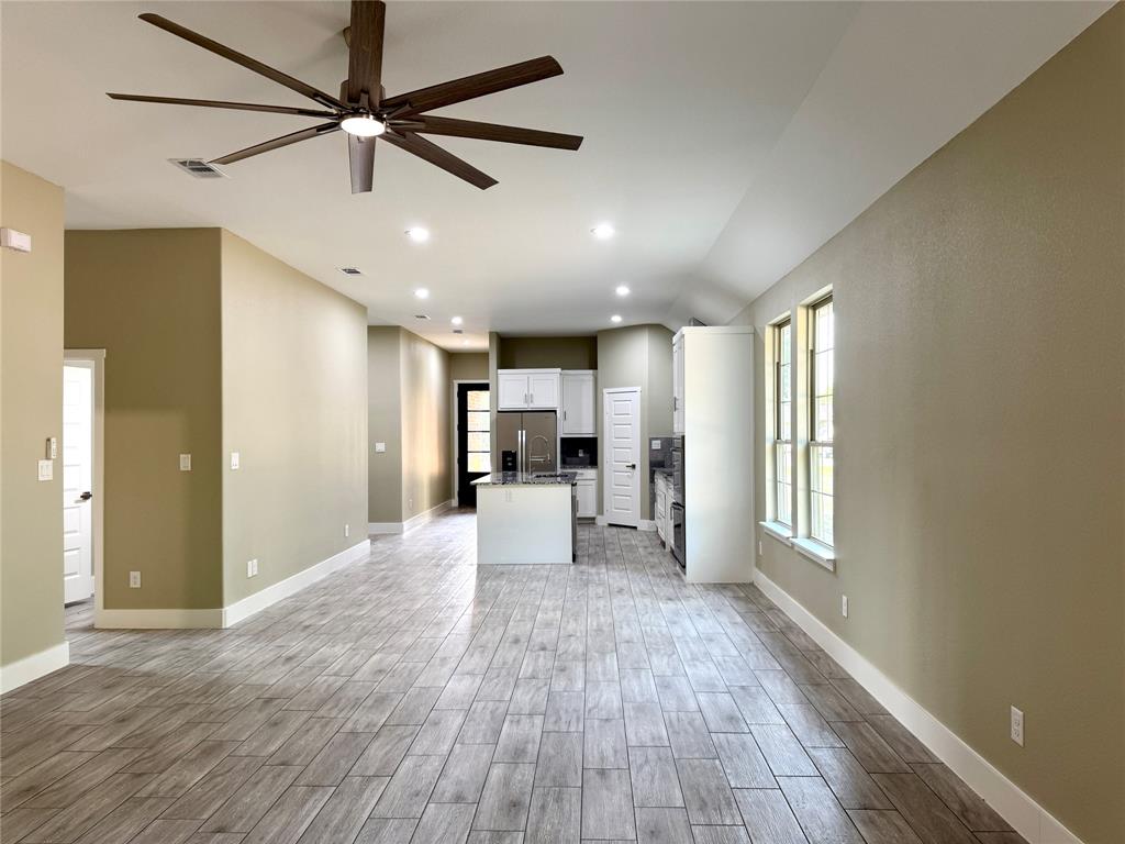1093 Oak Ridge Drive Terrell, TX 75160 - Photo 11 of 29 Gallery Image 11