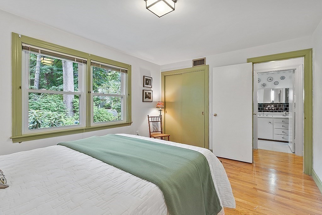 133 Hidden Road Andover, MA 01810 - Photo 27 of 37