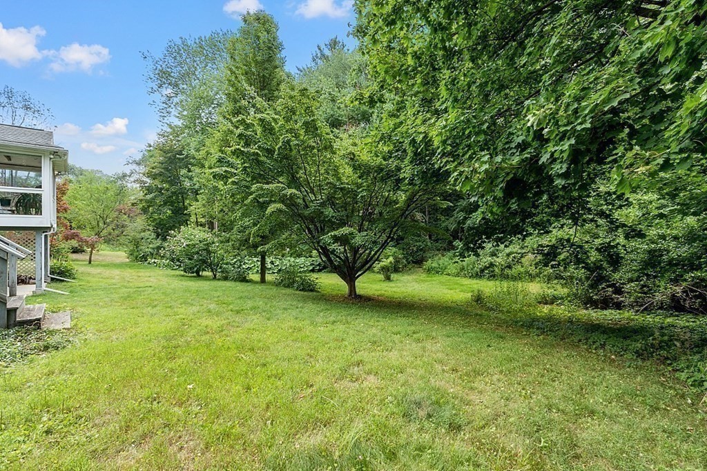 133 Hidden Road Andover, MA 01810 - Photo 5 of 37