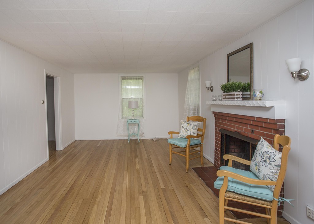 95 Baker Road Raynham, MA 02767 - Photo 4 of 29 Gallery Image 4