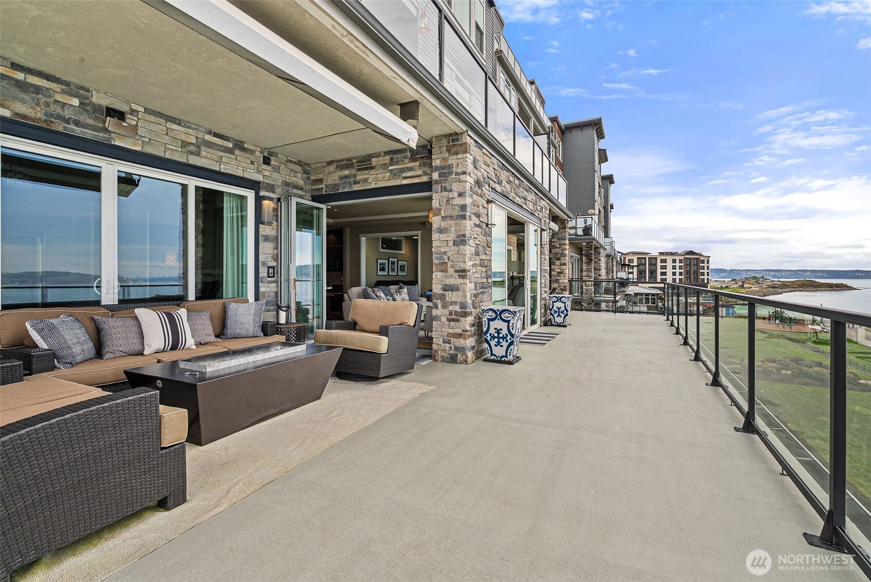 5105 Grand Loop, Unit 401 Tacoma, WA 98407 - Photo 12 of 40
