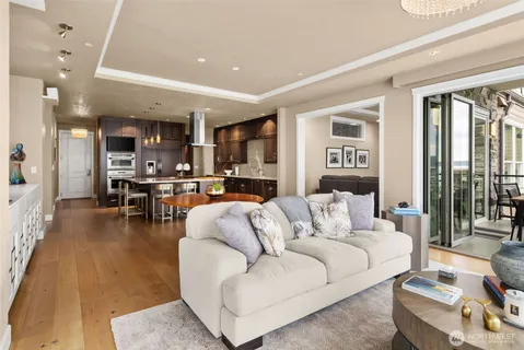 $1,998,000 | 5105 Grand Loop, Unit 401, Tacoma, WA 98407