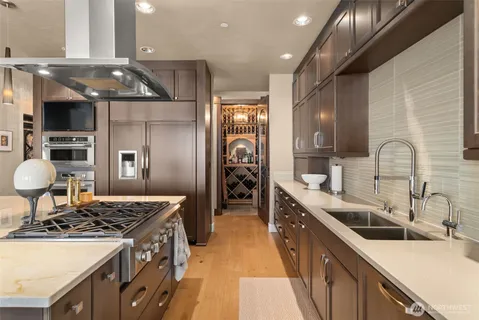 $1,998,000 | 5105 Grand Loop, Unit 401, Tacoma, WA 98407