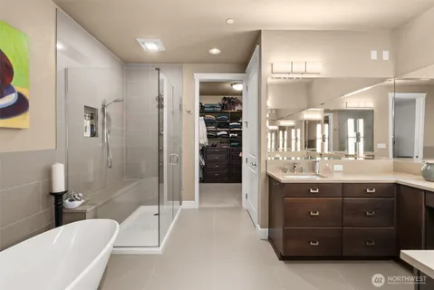 $1,998,000 | 5105 Grand Loop, Unit 401, Tacoma, WA 98407