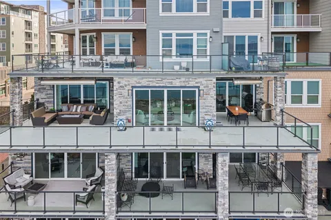 $1,998,000 | 5105 Grand Loop, Unit 401, Tacoma, WA 98407