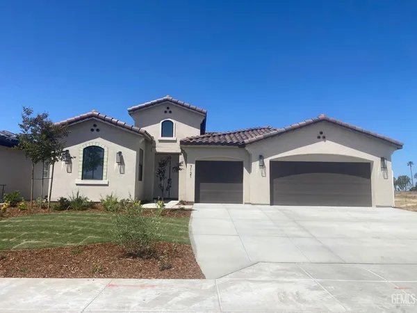 $653,330 | Undisclosed Address, Bakersfield, CA 93314