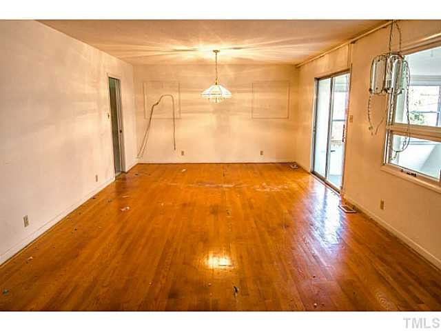 1928 Myron Drive Raleigh, NC 27607 - Photo 6 of 16 Living Room