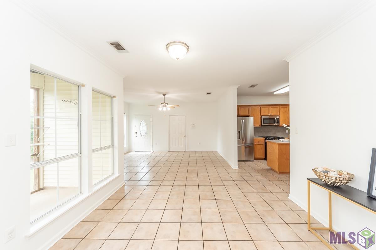 9382 Pecan Tree Drive Baton Rouge, LA 70810 - Photo 7 of 19 Gallery Image 7