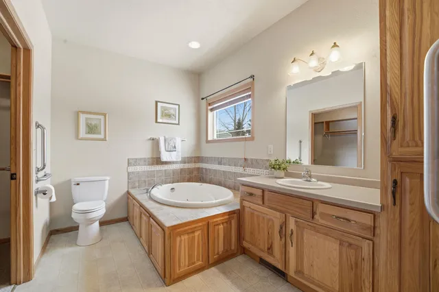 $329,900 | N194 Eastowne Lane, Appleton, WI 54915