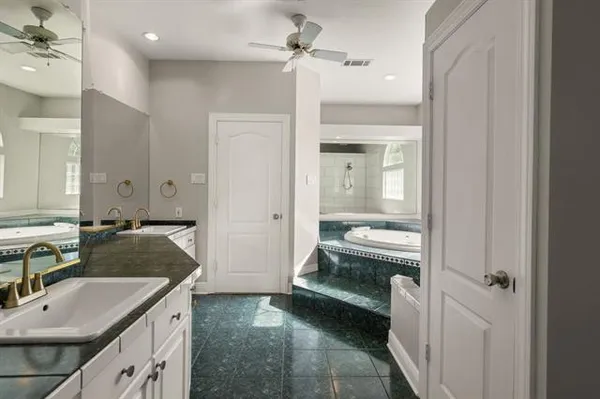 $525,000 | 67 North Dogwood Drive, Covington, LA 70433