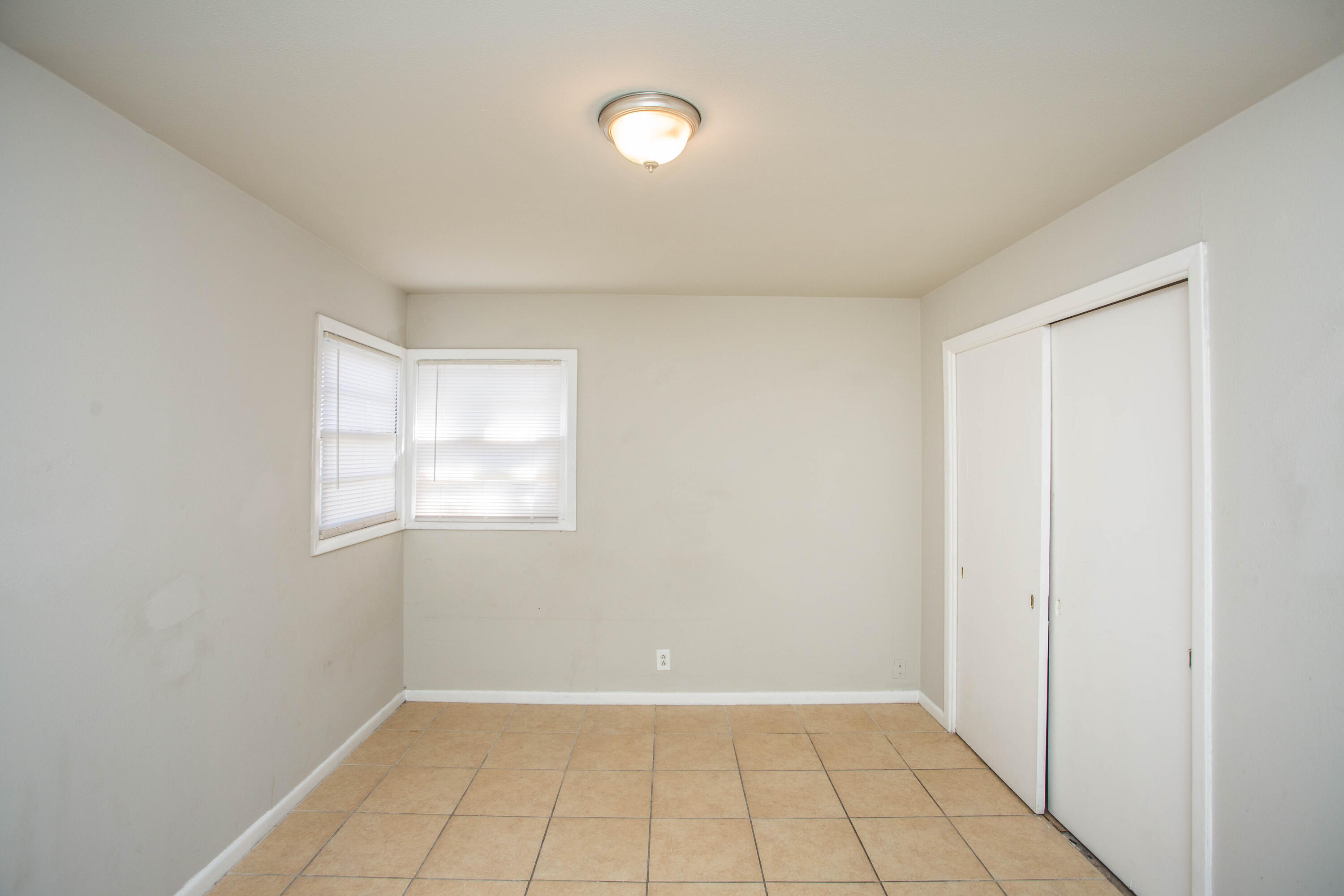 1920 49th Street Lubbock, TX 79412 - Photo 10 of 22 d