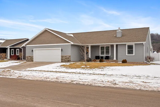 $499,900 | 3141 Christenson Lane, Onalaska, WI 54650