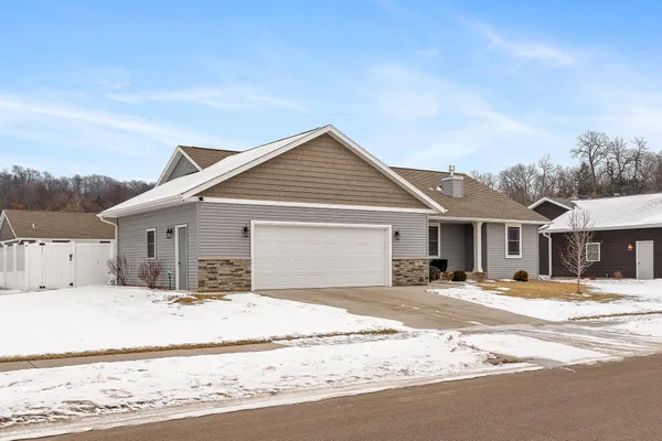 $494,900 | 3141 Christenson Lane, Onalaska, WI 54650