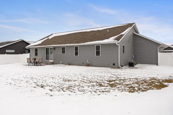 $494,900 | 3141 Christenson Lane, Onalaska, WI 54650