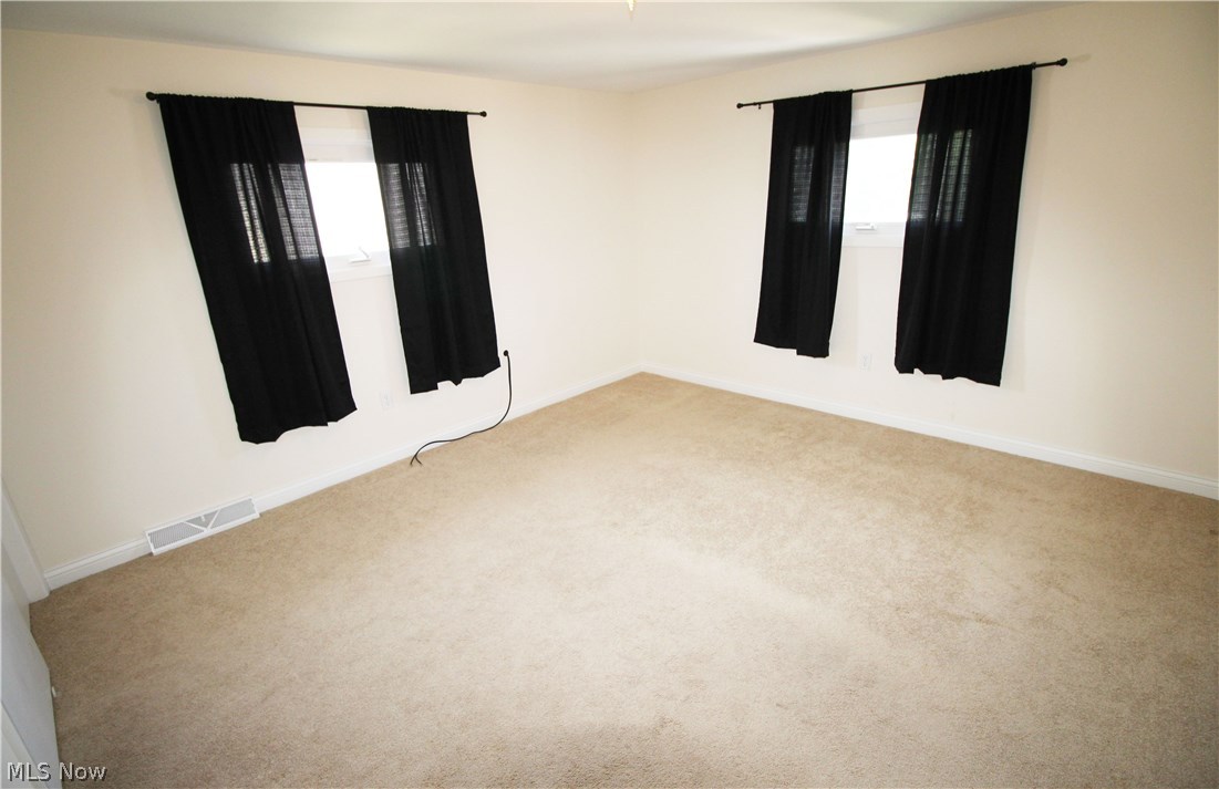 30240 Powell Road Willowick, OH 44095 - Photo 13 of 20