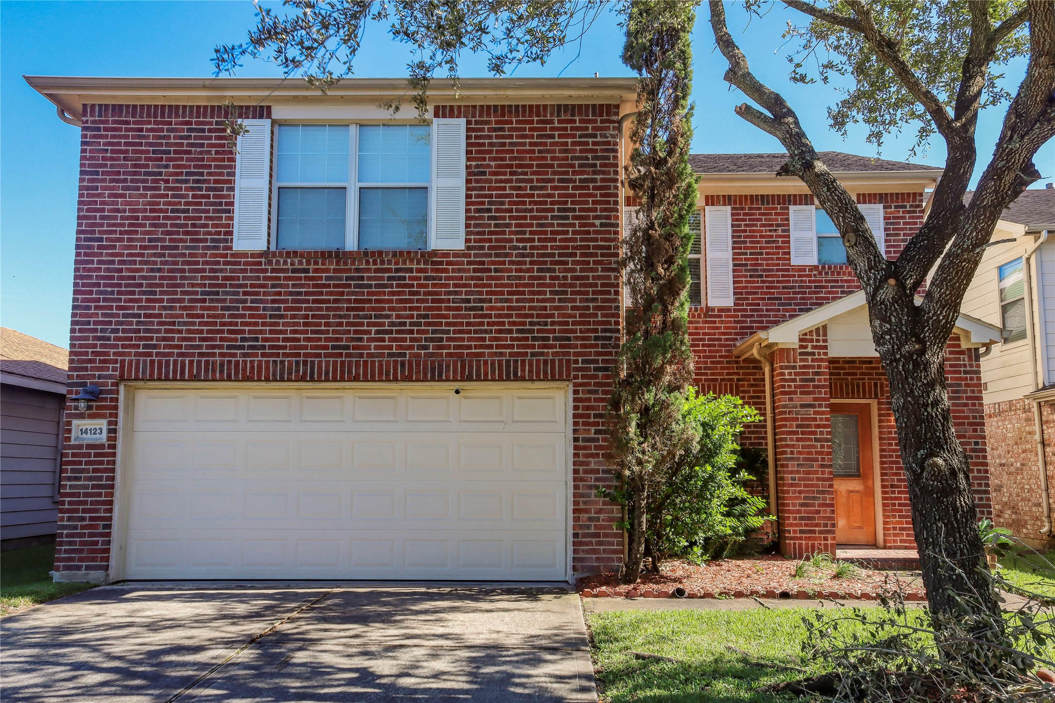14123 Autumn Ridge Trail Drive Houston, TX 77048 - Photo 2 of 29