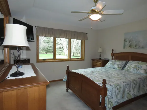 $424,900 | 924 Balsam Court Northeast, Pine Island, MN 55963