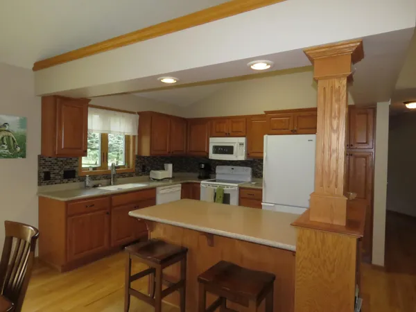 $424,900 | 924 Balsam Court Northeast, Pine Island, MN 55963