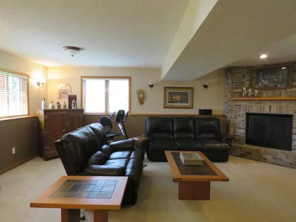 $424,900 | 924 Balsam Court Northeast, Pine Island, MN 55963