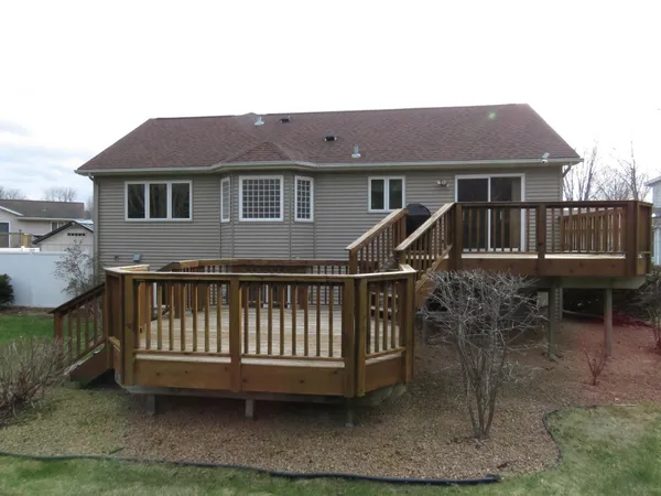$424,900 | 924 Balsam Court Northeast, Pine Island, MN 55963