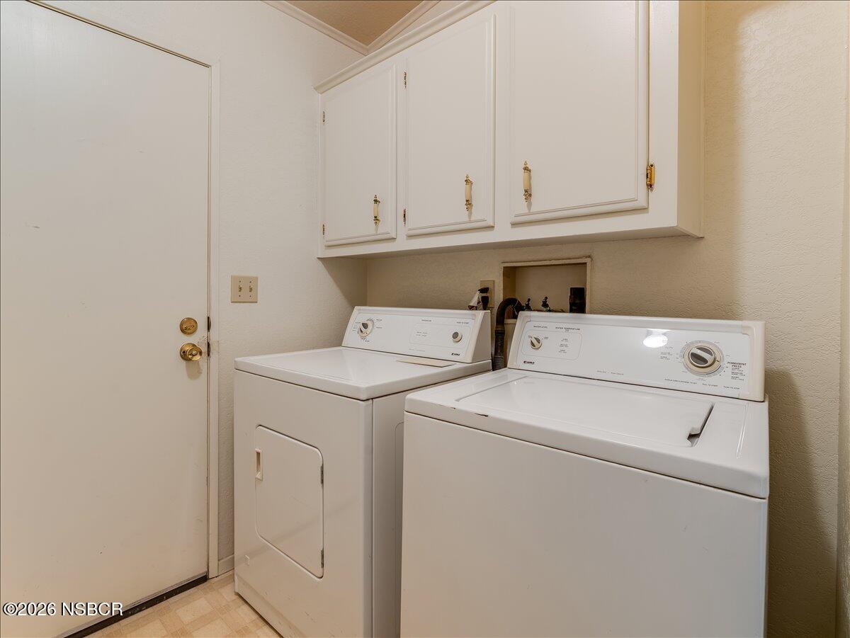 926 Vista Del Rio Santa Maria, CA 93458 - Photo 19 of 24 38-926-Vista-Del-Rio-Laundry-Room