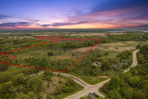 $1,250,000 | Lt1 County Highway East, Hartford, WI 53027