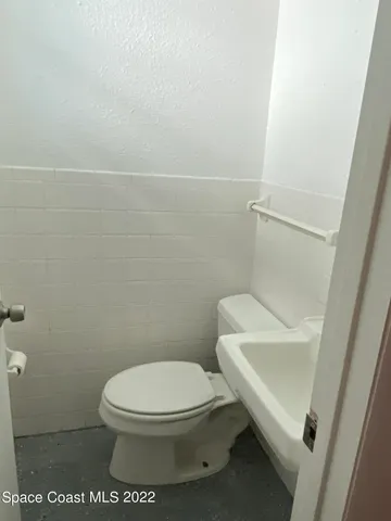 $4,000 | 1445 Bayshore Drive, Cocoa Beach, FL 32931