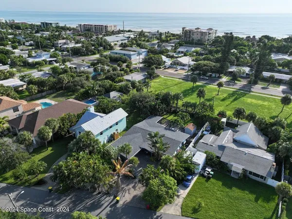 $4,000 | 1445 Bayshore Drive, Cocoa Beach, FL 32931