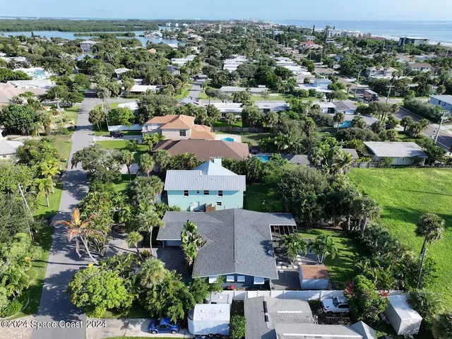 $4,000 | 1445 Bayshore Drive, Cocoa Beach, FL 32931
