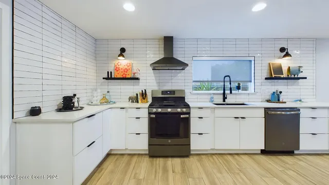 $4,000 | 1445 Bayshore Drive, Cocoa Beach, FL 32931