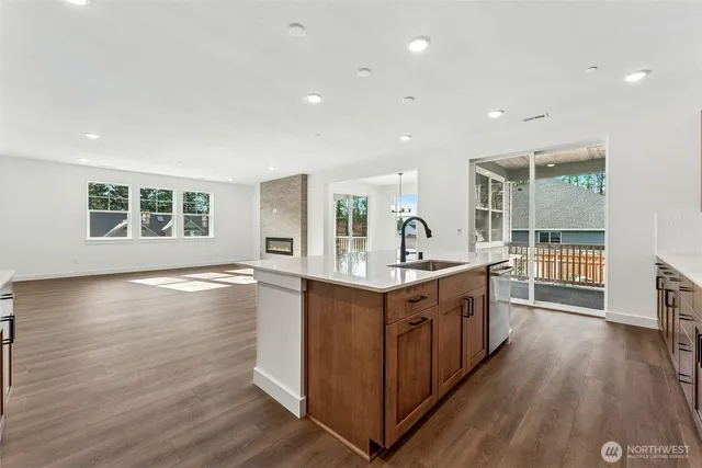 $999,990 | 15814 210th Avenue East, Unit 310, Bonney Lake, WA 98391