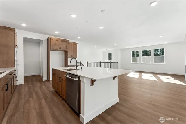 $999,990 | 15814 210th Avenue East, Unit 310, Bonney Lake, WA 98391